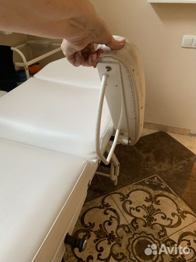 Кушетка косметологическая педикюрная