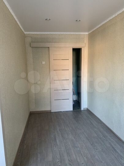 2-к. квартира, 43 м², 1/4 эт.