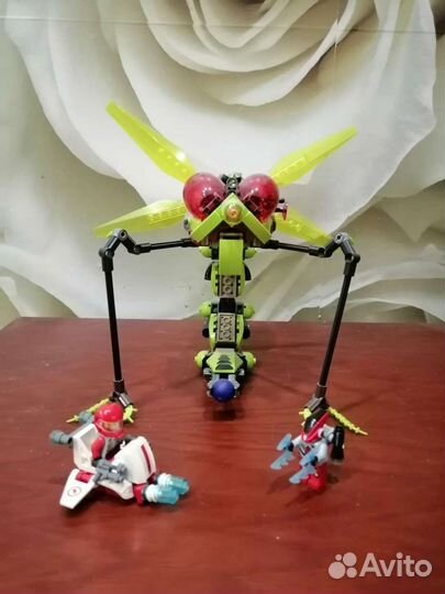 Lego galaxy squad 70702