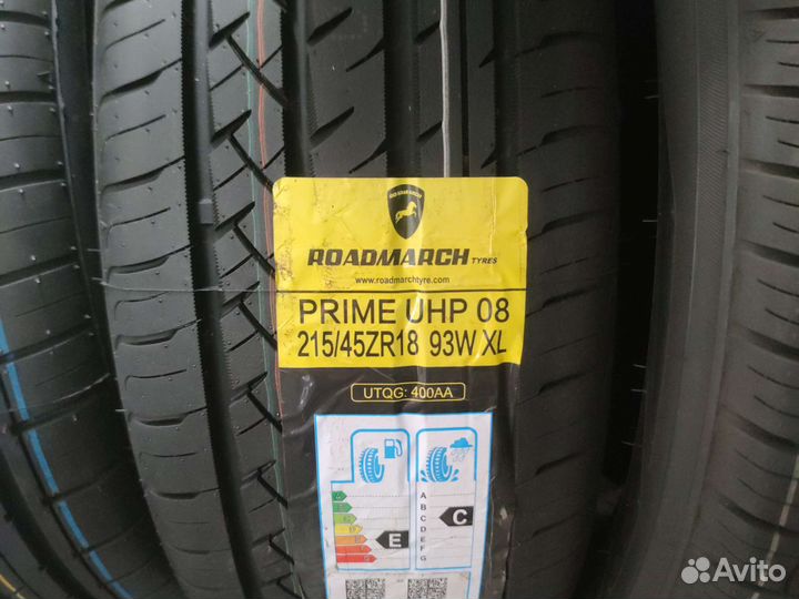 Roadmarch Prime UHP 08 215/45 R18 93W