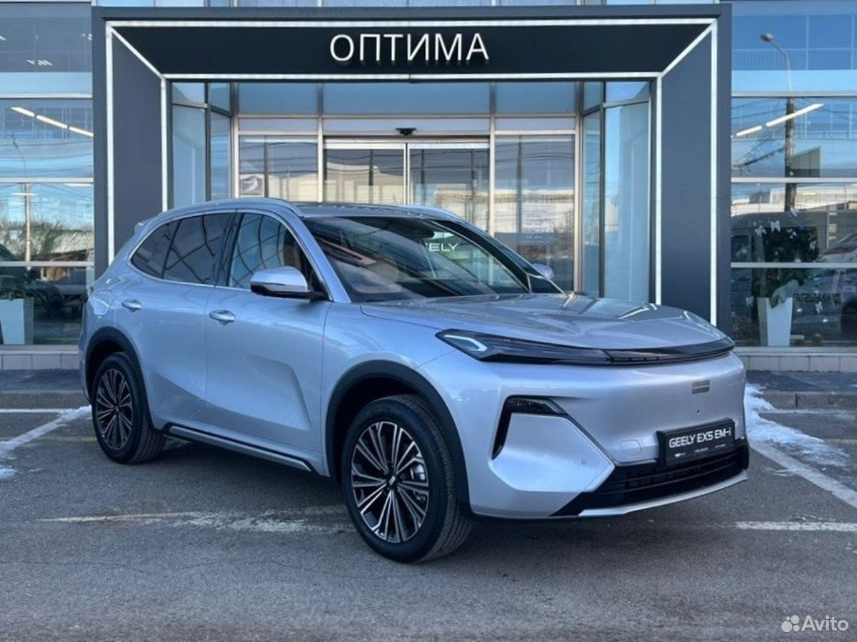 Geely EX5 Гибрид 1.5 AT, 2026