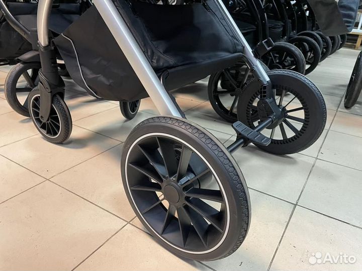 Детская коляска Luxmom 750 2 в 1