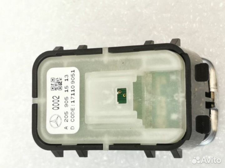 Кнопка стеклоподъемника задняя левая Mercedes-Benz