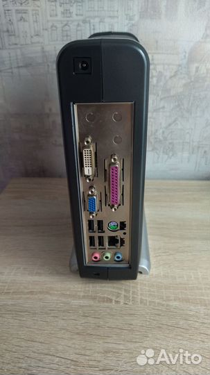 Компактный компьютер Atom D2700