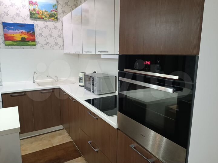 3-к. квартира, 77 м², 9/16 эт.