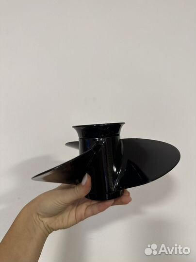 Винт гребной Suzuki DF8A-9.9A