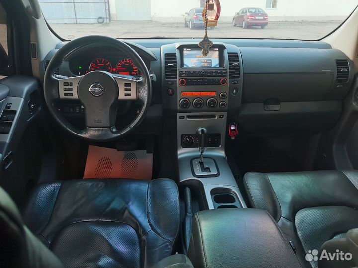 Nissan Pathfinder 2.5 AT, 2007, 269 100 км