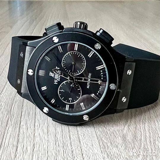 Hublot часы мужские