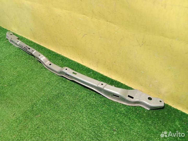 Кронштейн решетки радиатора Mazda CX-5 KE 2011