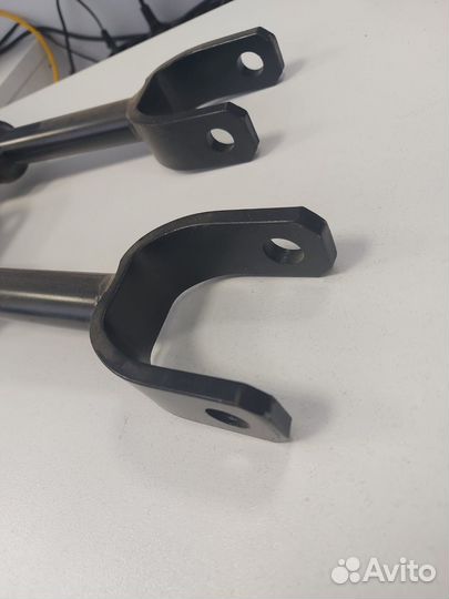 Стойки амортизатора передние на BMW G30/G31