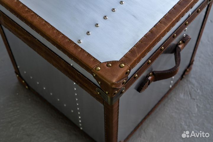 Сундук Secret Aluminum Leather Inserts