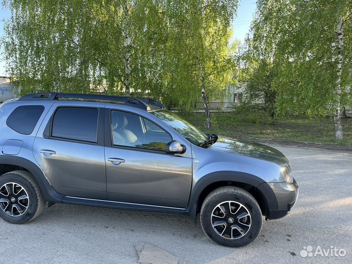 Renault Duster 2.0 МТ, 2021, битый, 58 000 км