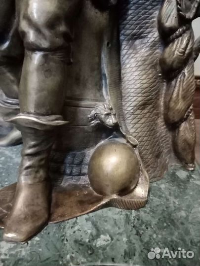 Скульптура из бронзы F. Barbedienne