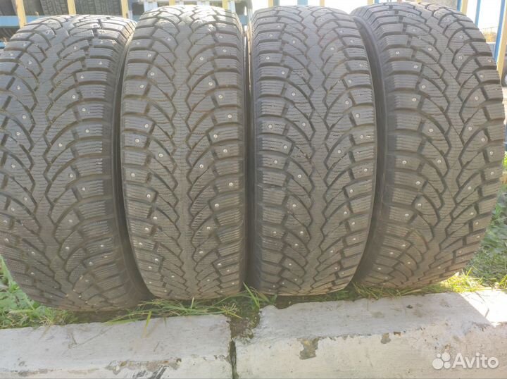 Formula Ice 215/55 R17 98T