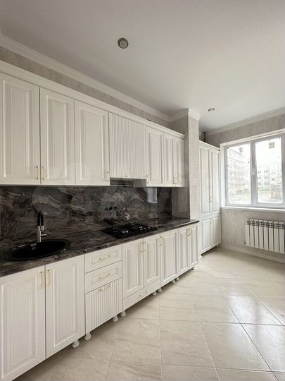 1-к. квартира, 37 м², 1/4 эт.