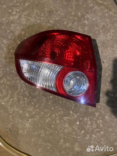 Фонарь задний левый hyundai getz
