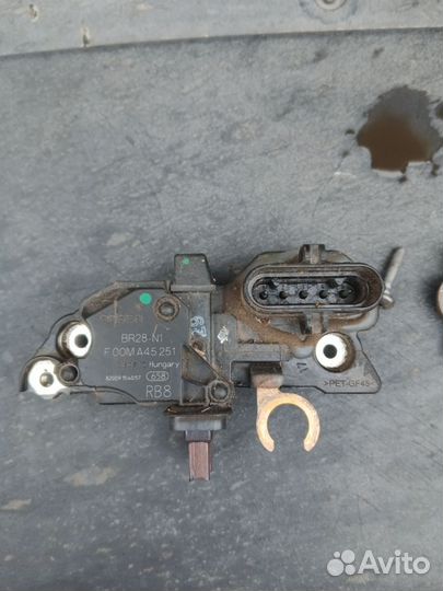 Щетки генератора вольво