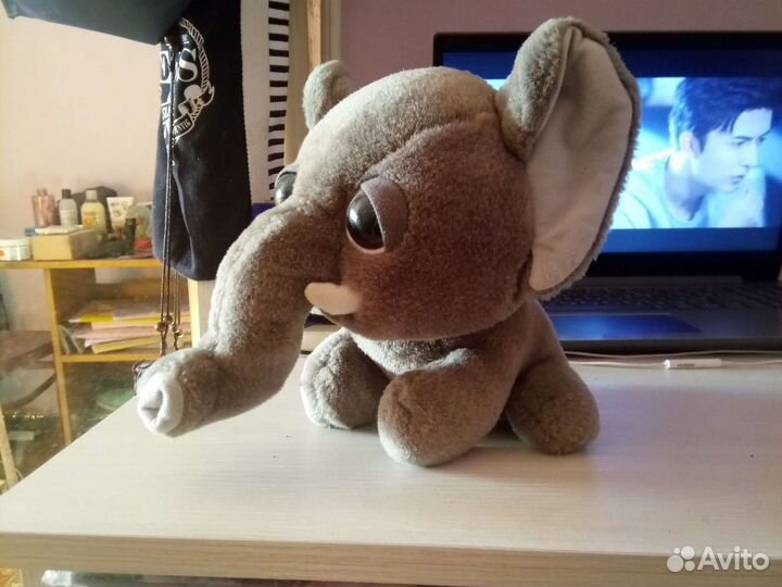 Плюшевый слоник
