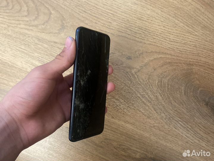 Samsung Galaxy A40, 4/64 ГБ