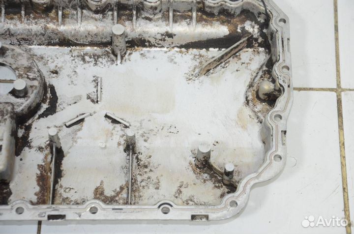 Поддон двигателя Audi A6 C6 2004-2010