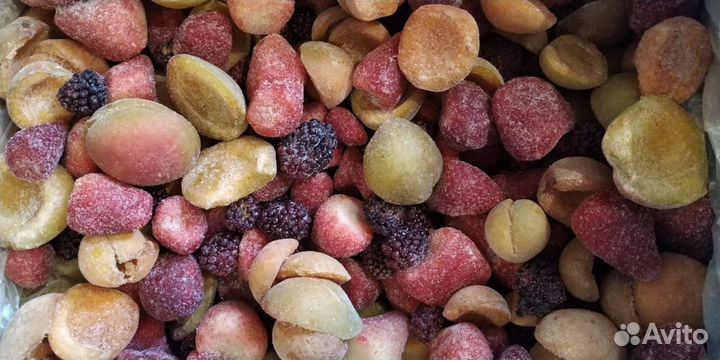 Фруктовые и ягодные смеси замороженные