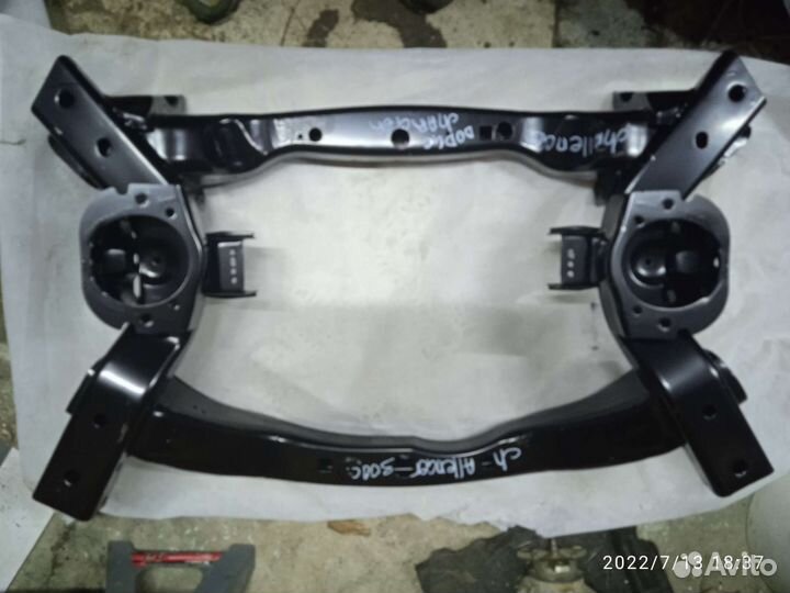 Подрамник передний dodge Charger LD