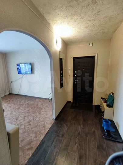 4-к. квартира, 76 м², 5/9 эт.