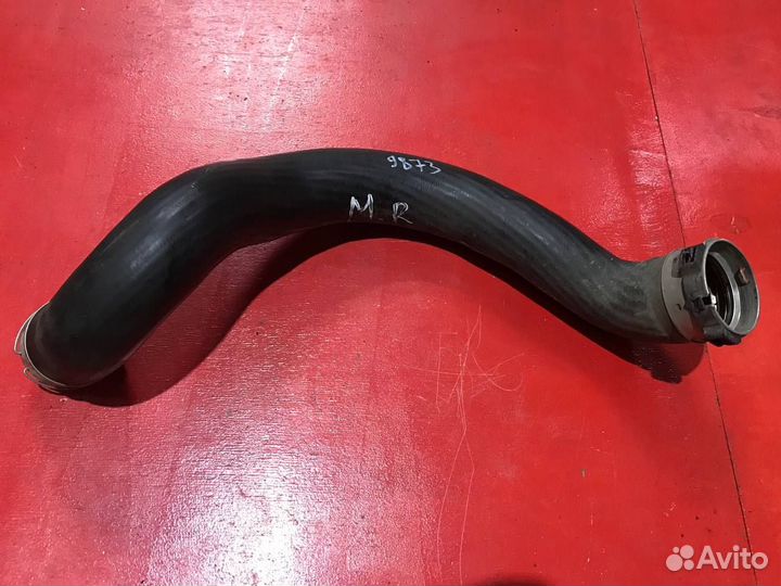 Патрубок интеркулера правый Mercedes-Benz w212