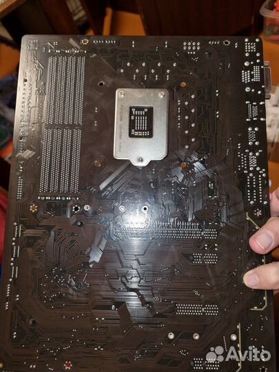 Материнская плата