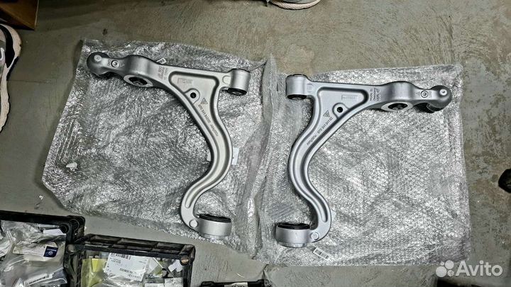 Рычаг передний panamera 09- нижний