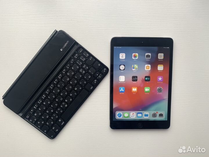 iPad mini2 64gb WiFi,Sim + клавиатура