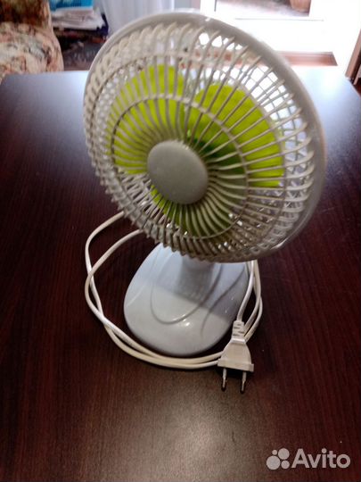 Вентилятор настольный