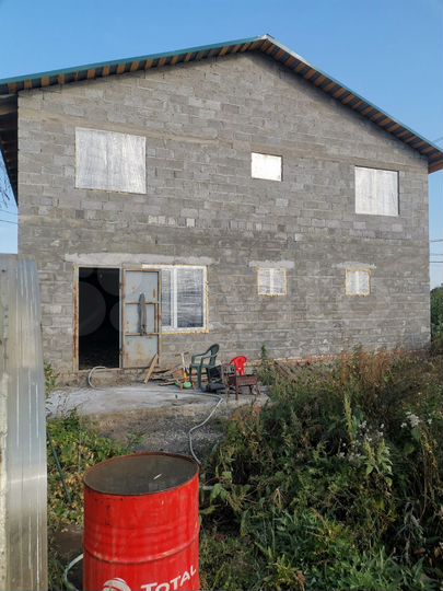 Дом 180 м² на участке 6,5 сот.