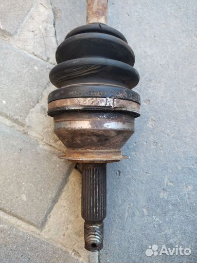 Привод правый Kia Magentis 1 2.5 МКПП