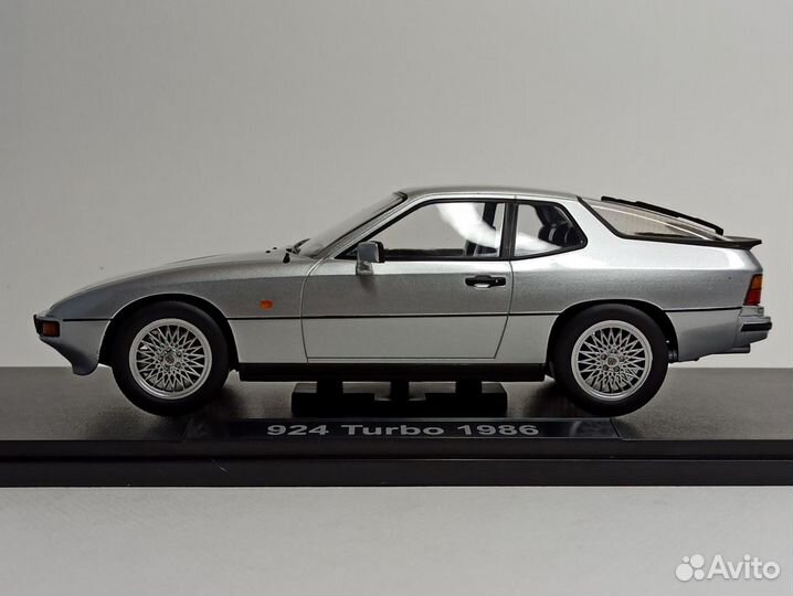 Porsche 924 Turbo - 1986 Kk Scale 1:18