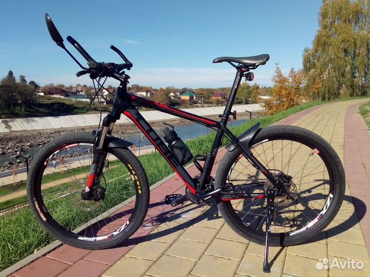 Велосипед Cube