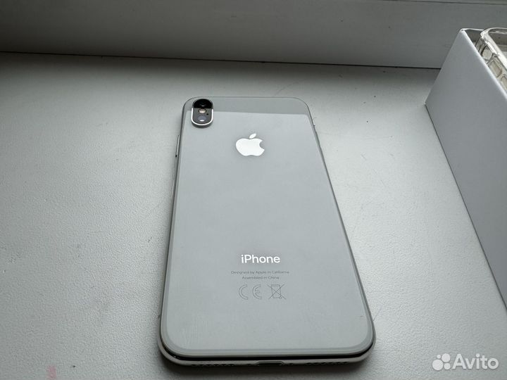 iPhone X, 256 ГБ