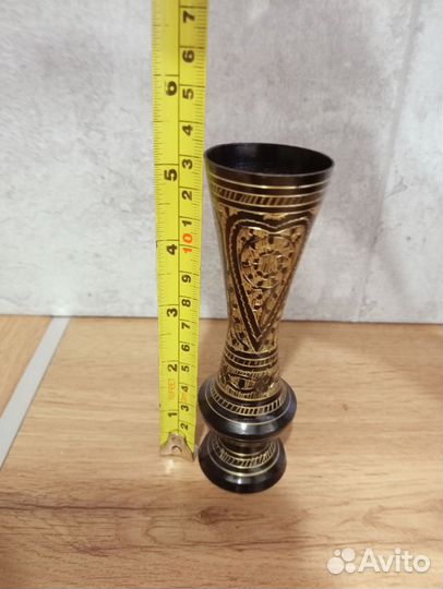 Ваза из латуни Индия