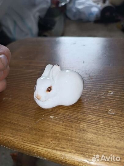 Фарфоровая статуэтка зайка лфз