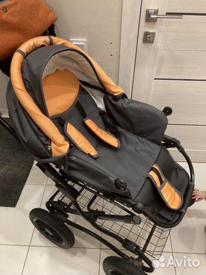 Коляска универсальная maema lika classic 2В1