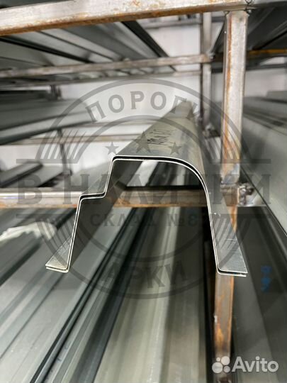 Ремонтный порог правый Subaru Outback 2 B12