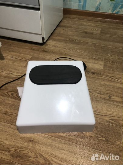 Пылесос для маникюра runail