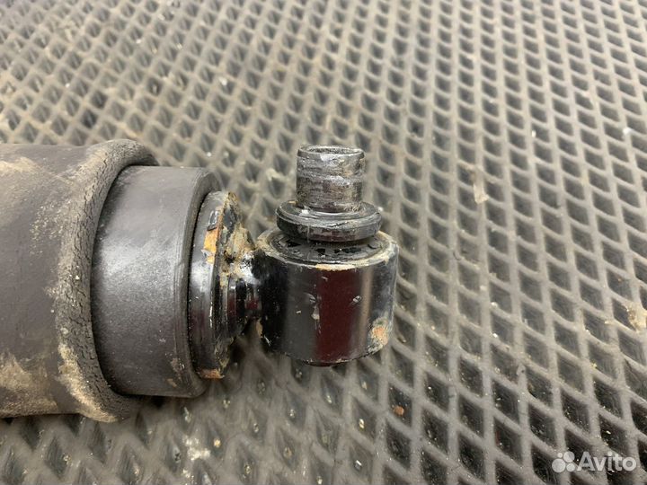 Амортизатор кабины передний