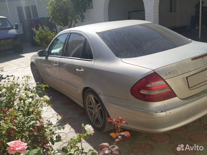 Mercedes-Benz E-класс 1.8 AT, 2003, 218 570 км