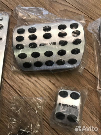 Накладки на педали Mercedes