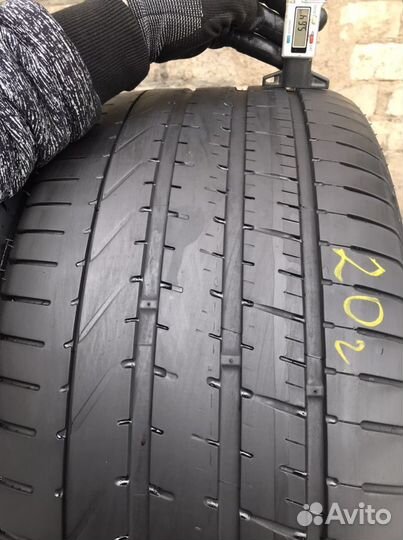 Pirelli P Zero 275/35 R20