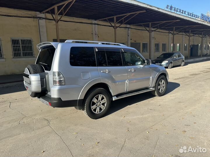 Mitsubishi Pajero 3.8 AT, 2007, 233 000 км