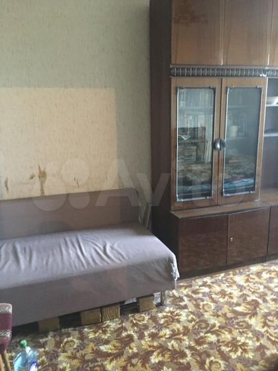 Доля в 2-к. квартире, 20 м², 1/5 эт.