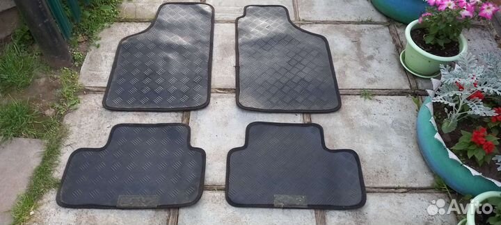Автомобильные коврики