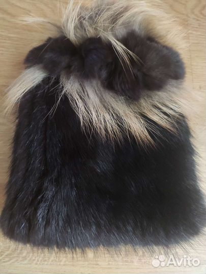 Шапка с натурального меха, женская
